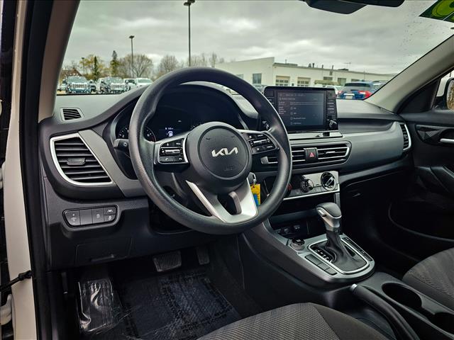 2023 Kia Seltos LX
