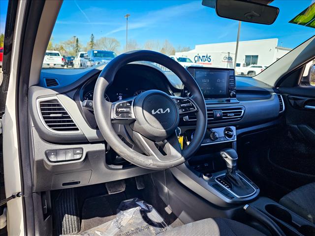 2022 Kia Seltos LX