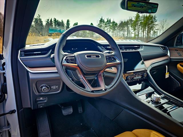 2025 Jeep Grand Cherokee L Summit