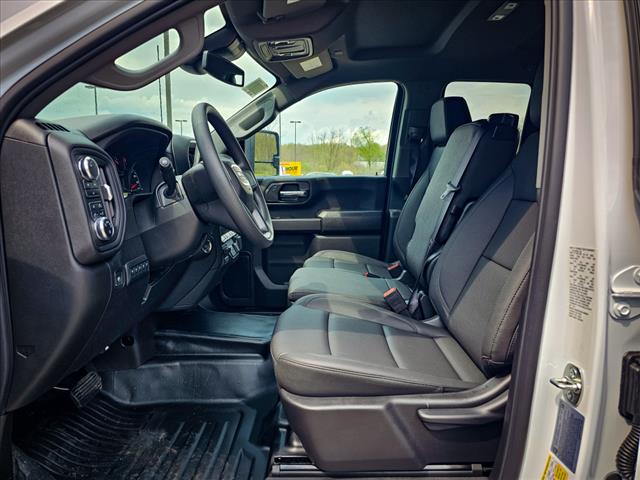 2025 GMC Sierra 3500HD Pro