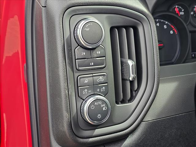 2025 GMC Sierra 2500HD Pro