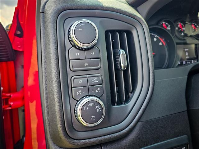 2025 GMC Sierra 2500HD Pro