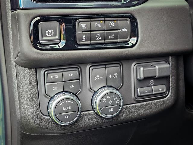 2025 GMC Yukon XL AT4 Ultimate