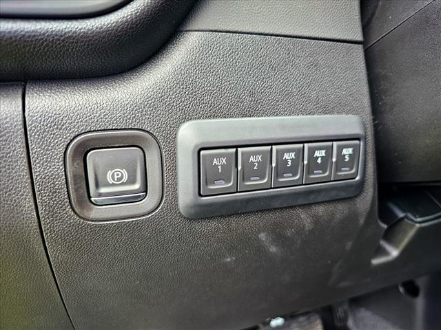 2025 GMC Sierra 2500HD Pro