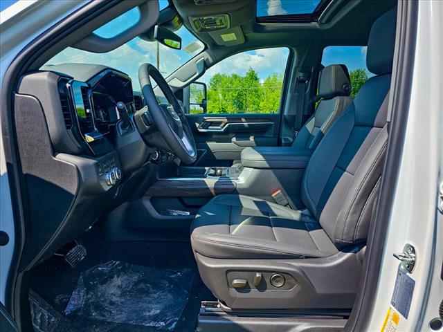 2025 GMC Sierra 2500HD SLT
