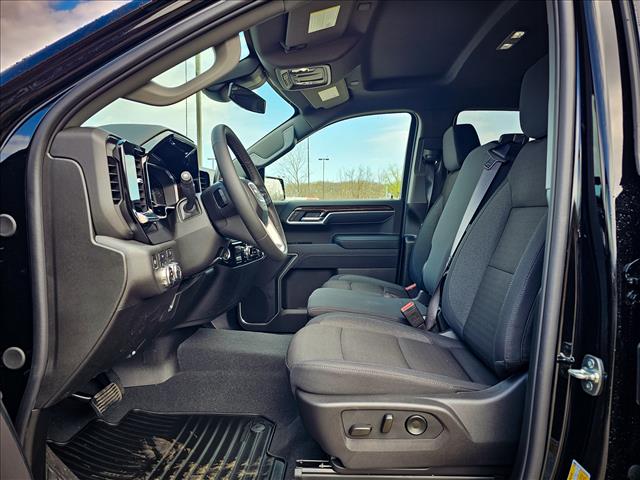 2025 GMC Sierra 1500 Elevation Standard