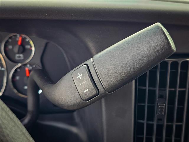 2025 GMC Savana 3500