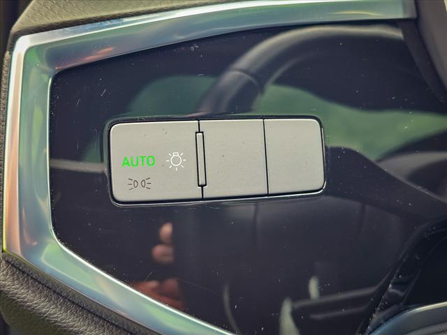 2022 Audi Q3 quattro Premium 40 TFSI