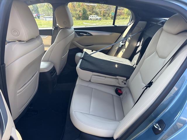 2023 Cadillac CT5 Luxury