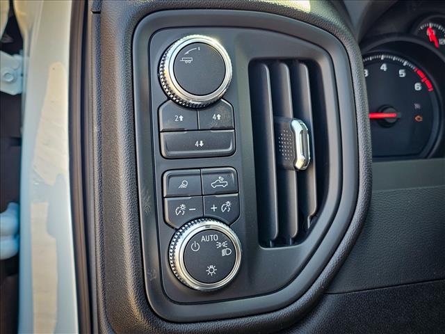 2025 GMC Sierra 2500HD Pro
