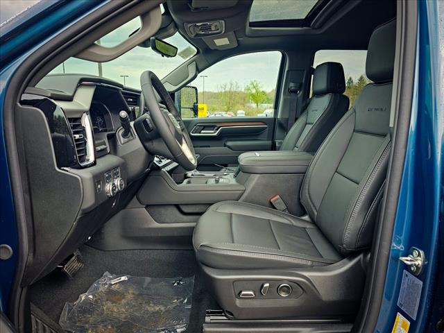 2025 GMC Sierra 2500HD Denali