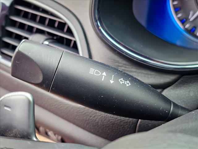 2016 Chrysler 200 S