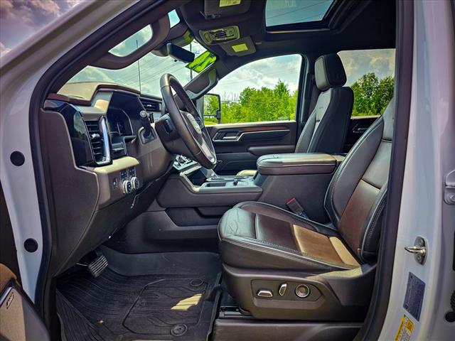 2024 GMC Sierra 3500HD Denali