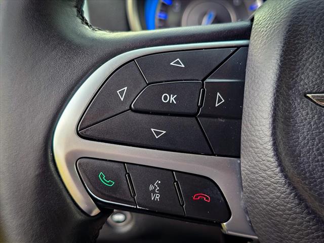 2016 Chrysler 300 LTD