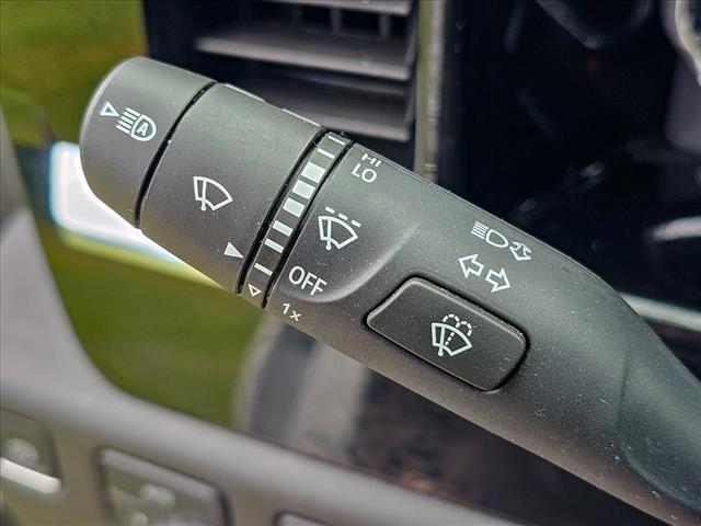 2025 GMC Sierra 1500 Elevation Standard