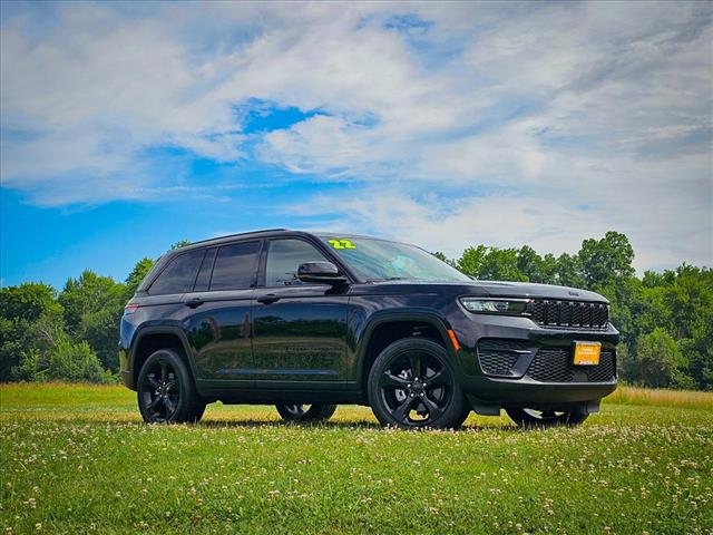 2022 Jeep Grand Cherokee Altitude