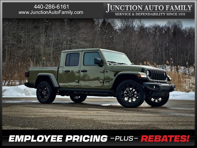 2025 Jeep Gladiator NightHawk