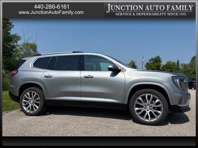 2025 GMC Acadia Denali