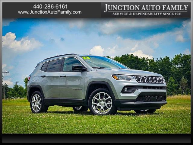 2023 Jeep Compass Latitude Lux
