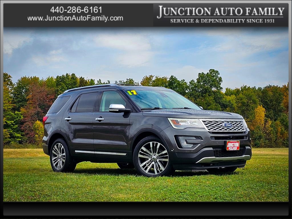 2017 Ford Explorer Platinum - main photo