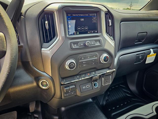 2025 GMC Sierra 2500HD Pro