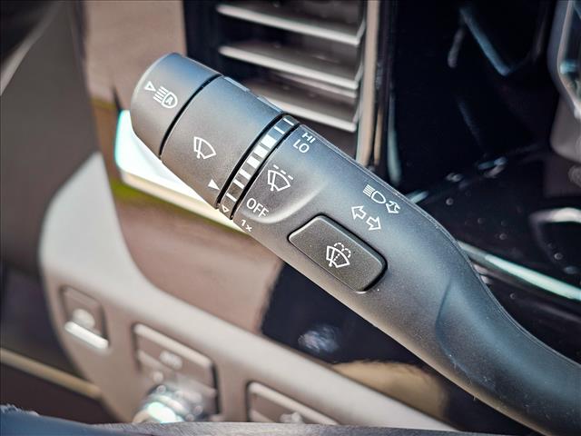 2025 GMC Sierra 1500 Elevation Standard
