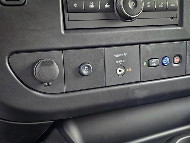 2025 GMC Savana 3500