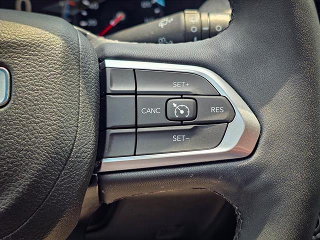 2023 Jeep Compass Latitude Lux