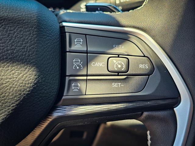 2025 Jeep Grand Cherokee Laredo X