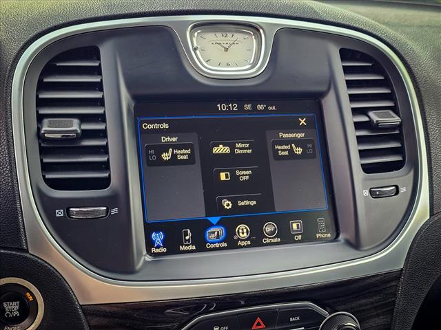 2016 Chrysler 300 LTD