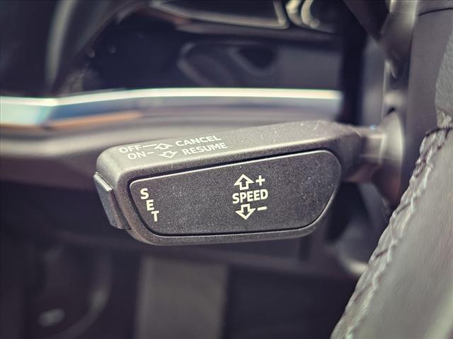 2022 Audi Q3 quattro Premium 40 TFSI