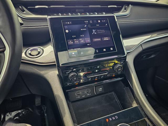 2022 Jeep Grand Cherokee Altitude