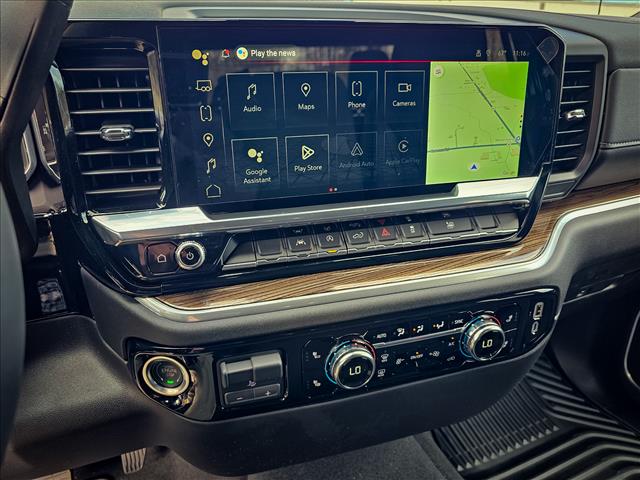 2025 GMC Sierra 1500 Elevation Standard