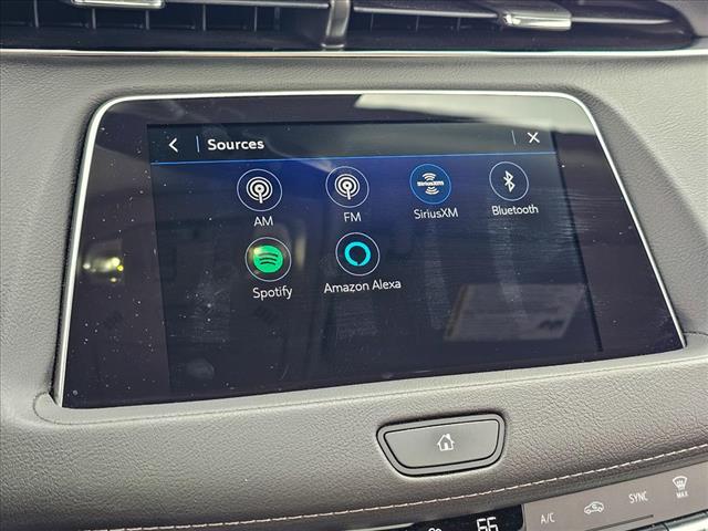 2022 Cadillac XT4 Premium Luxury