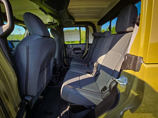2025 Jeep Gladiator Sport S