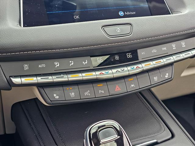 2022 Cadillac XT4 Premium Luxury