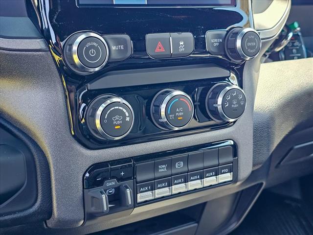 2025 RAM 5500 REG