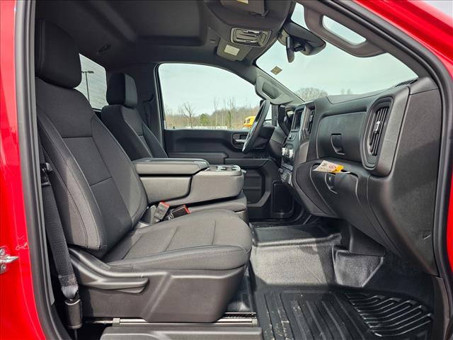 2025 GMC Sierra 2500HD Pro