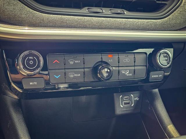 2023 Jeep Compass Latitude Lux