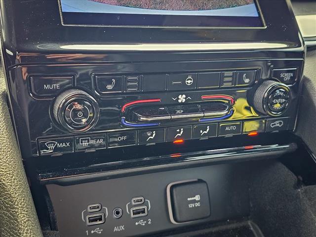 2022 Jeep Grand Cherokee Altitude