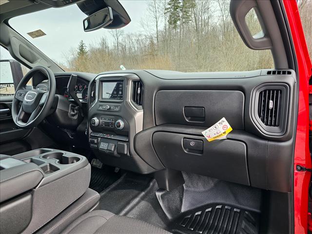 2025 GMC Sierra 2500HD Pro