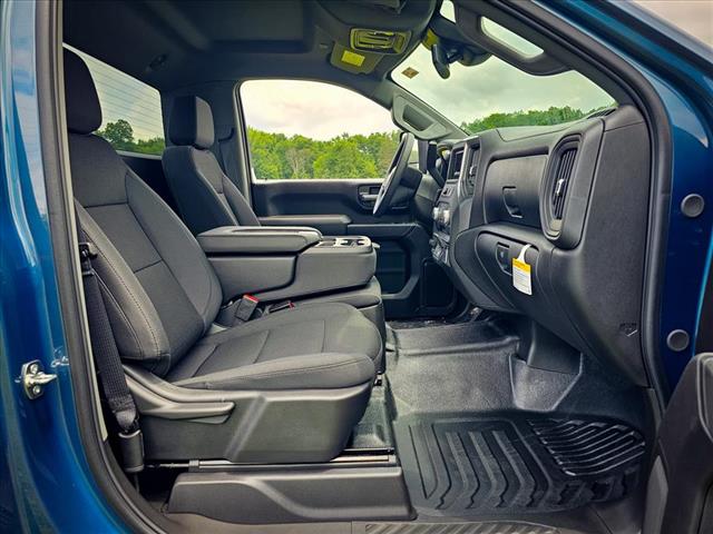 2025 GMC Sierra 2500HD Pro