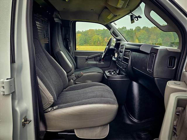 2023 GMC Savana 2500