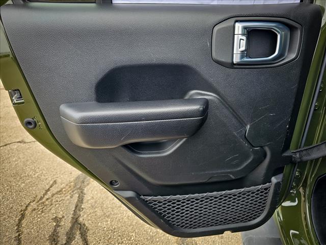 2021 Jeep Gladiator Sport S