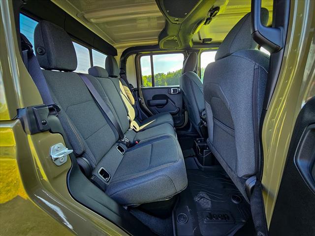 2025 Jeep Gladiator Sport S