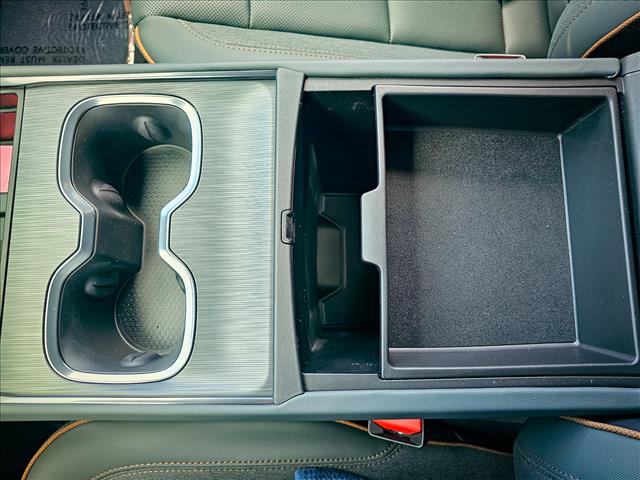 2025 GMC Acadia AT4