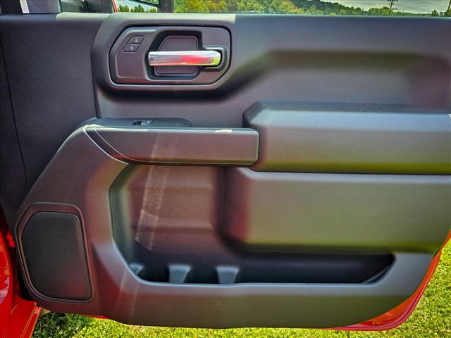 2025 GMC Sierra 2500HD Pro