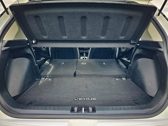 2020 Hyundai VENUE SE