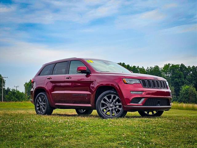 Used 2019 Jeep Grand Cherokee High Altitude with VIN 1C4RJFCG8KC577974 for sale in Chardon, OH