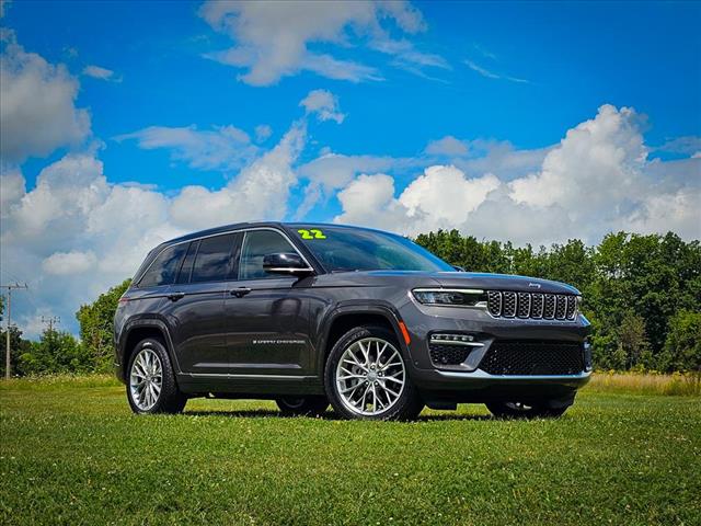 2022 Jeep Grand Cherokee Summit